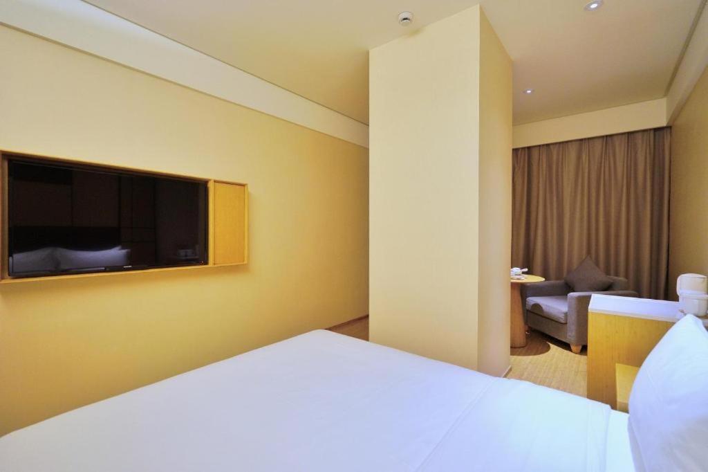 Ji Hotel Shanghai Hongqiao Yan'An XI Road Exteriér fotografie